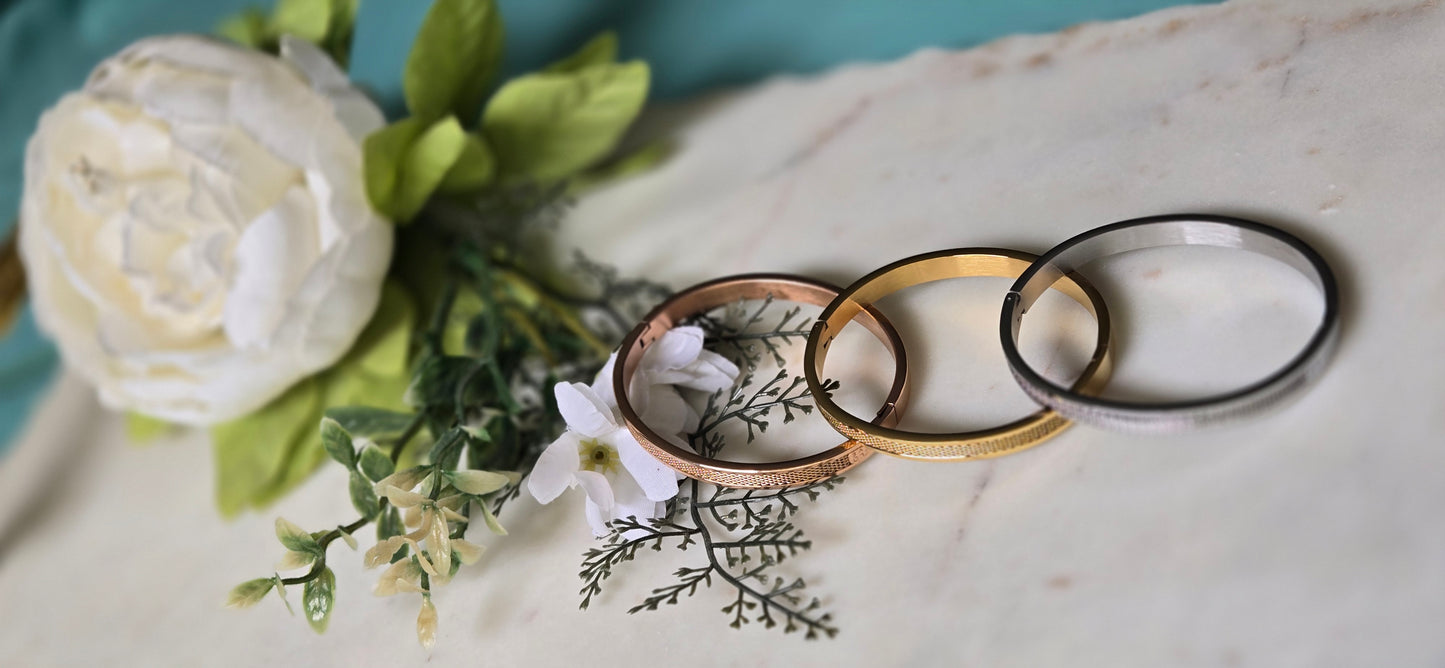 Waterproof bracelets